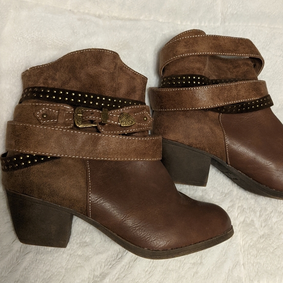 Bootie Heels by Rock & Candy - Picture 3 of 6